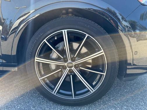 2023 Audi Q7 Prestige