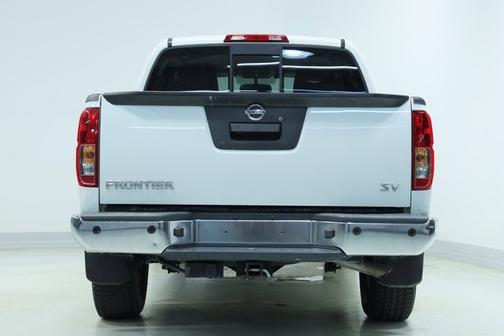 2021 Nissan Frontier SV