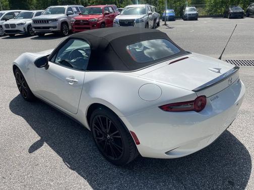 2024 Mazda MX-5 Miata Club