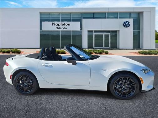 2024 Mazda MX-5 Miata Club