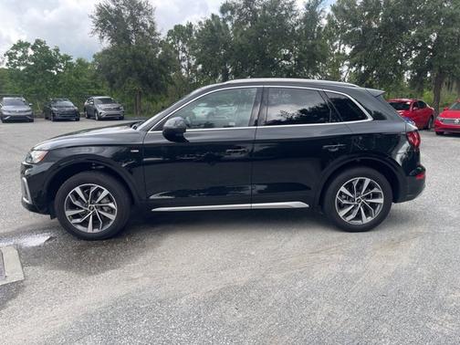2024 Audi Q5 S line Premium Plus