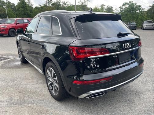 2024 Audi Q5 S line Premium Plus