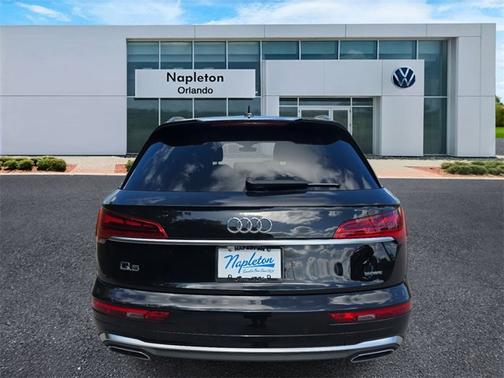 2024 Audi Q5 S line Premium Plus