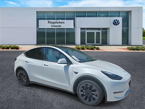 2023 Tesla Model Y Long Range