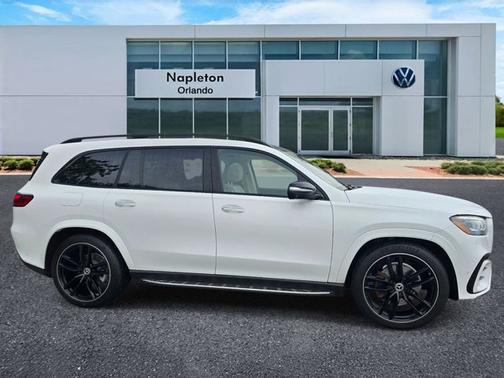 Polar White 2024 Mercedes-Benz GLS 580 GLS 580