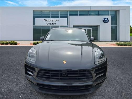 2020 Porsche Macan Base