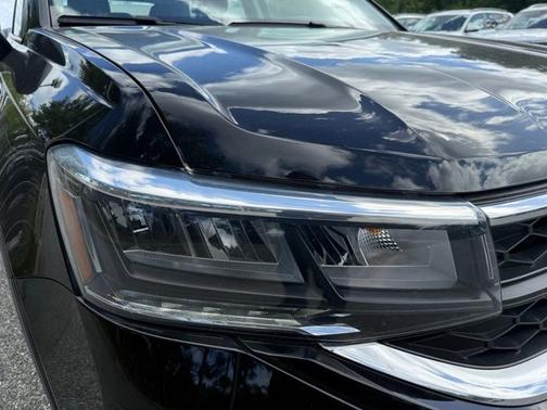 2024 Volkswagen Taos S