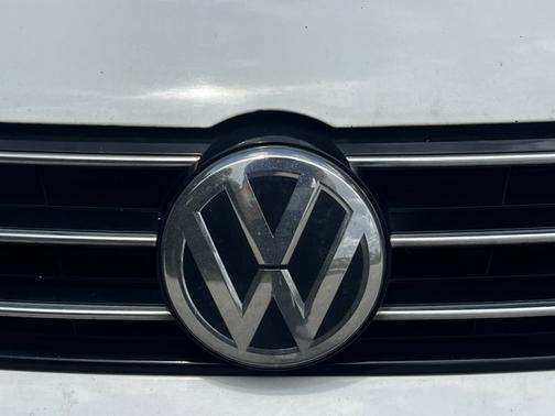 2017 Volkswagen Jetta 1.8T SEL