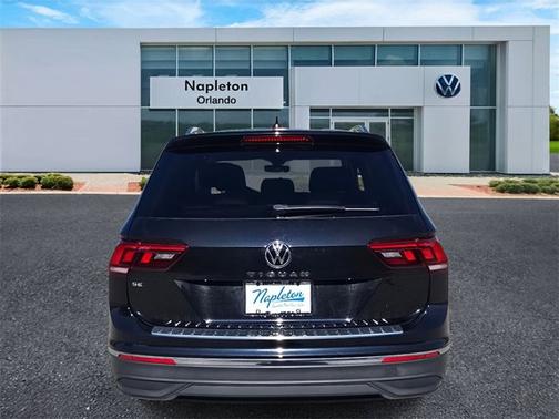 2023 Volkswagen Tiguan SE