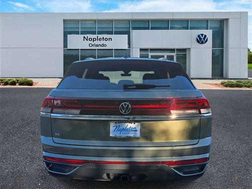 2026 Volkswagen Atlas Cross Sport 2.0T SE w/Technology
