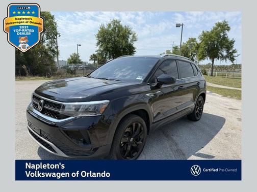 Deep Black 2022 Volkswagen Taos SE