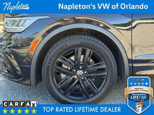 2022 Volkswagen Tiguan SE R-Line Black