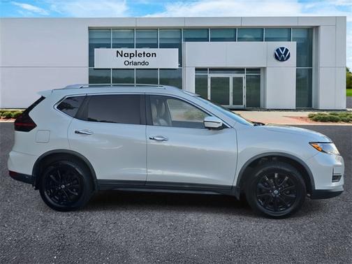 2018 Nissan Rogue SV