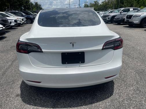 2022 Tesla Model 3 Base