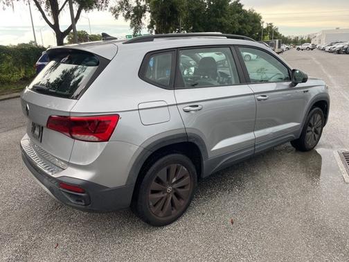 2022 Volkswagen Taos S
