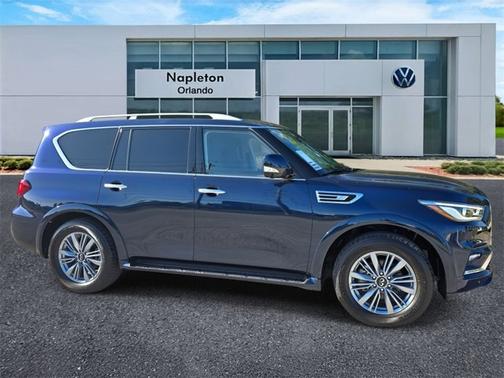 2024 INFINITI QX80 LUXE