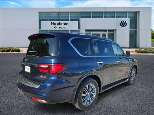 2024 INFINITI QX80 LUXE