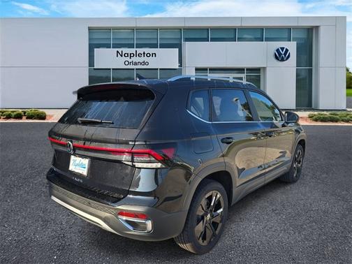 2025 Volkswagen Taos SE