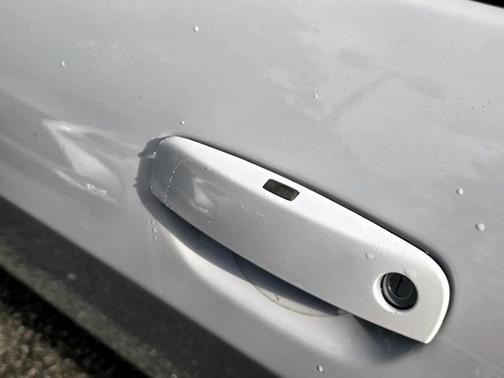 White Knuckle Clearcoat 2022 Dodge Challenger GT