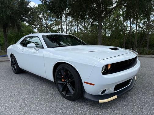 White Knuckle Clearcoat 2022 Dodge Challenger GT