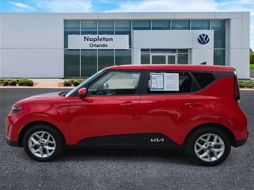 2024 Kia Soul LX