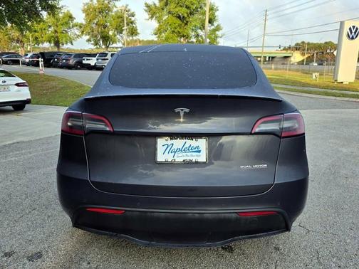 Midnight Silver Metallic 2021 Tesla Model Y Performance