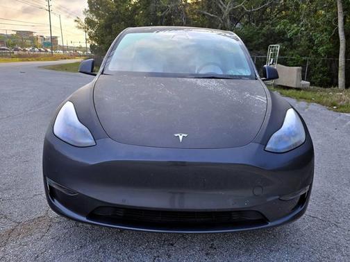 Midnight Silver Metallic 2021 Tesla Model Y Performance