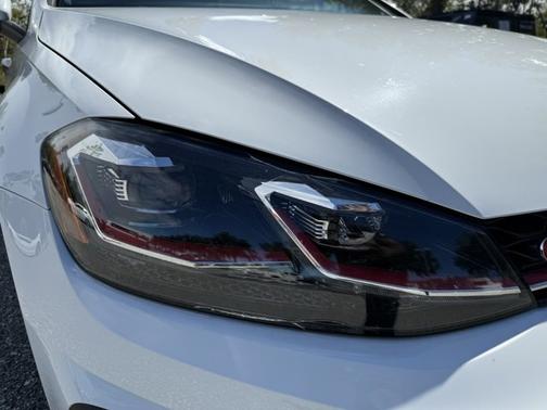 2019 Volkswagen Golf GTI SE