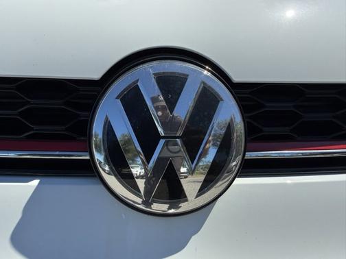 2019 Volkswagen Golf GTI SE