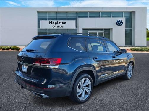 2022 Volkswagen Atlas 3.6L V6 SE w/Technology