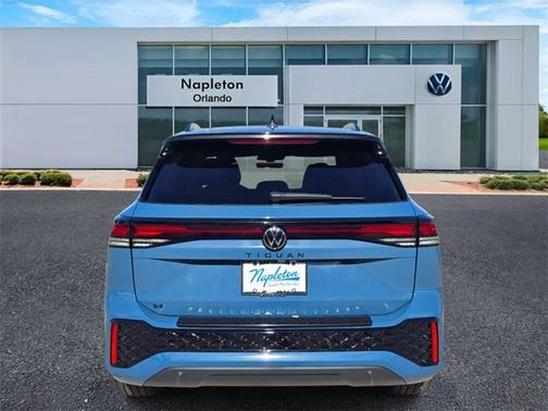 2026 Volkswagen Tiguan SE R-Line Black