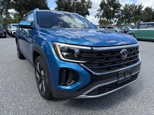 2022 Volkswagen Atlas 3.6L V6 SE w/Technology