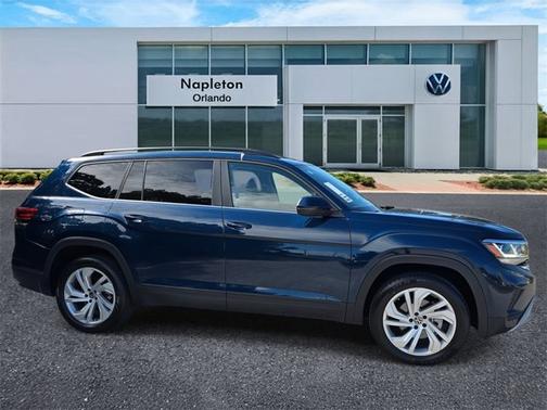 2022 Volkswagen Atlas 3.6L V6 SE w/Technology
