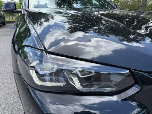 Black Sapphire Metallic 2022 BMW X4 xDrive30i