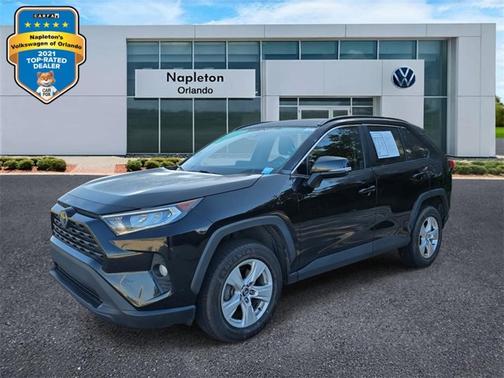 2020 Toyota RAV4 XLE