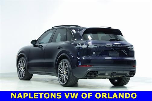 2022 Porsche Cayenne Platinum Edition