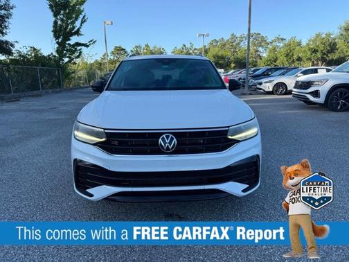 2023 Volkswagen Tiguan SE R-Line Black