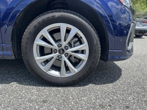 2021 Audi Q3 S line Premium