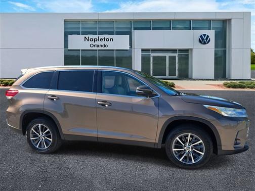 2019 Toyota Highlander LE Plus