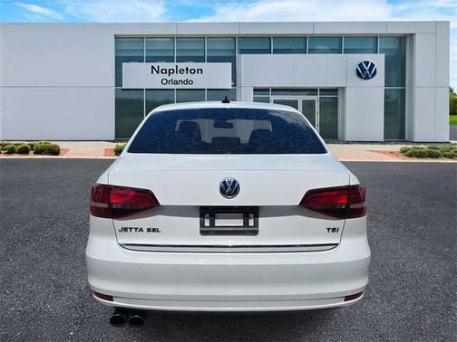 2017 Volkswagen Jetta 1.8T SEL