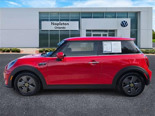 2024 MINI Hardtop Cooper SE