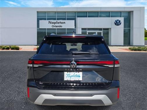 2025 Volkswagen Tiguan SE