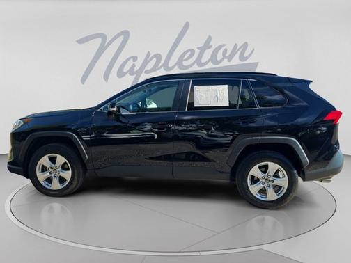 Midnight Black Metallic 2019 Toyota RAV4 XLE