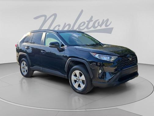 Midnight Black Metallic 2019 Toyota RAV4 XLE