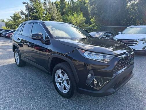 Midnight Black Metallic 2019 Toyota RAV4 XLE