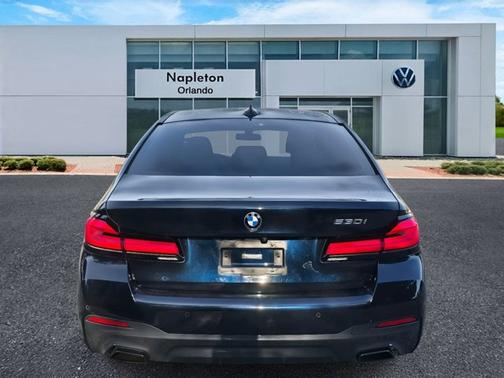 2022 BMW 530 530i
