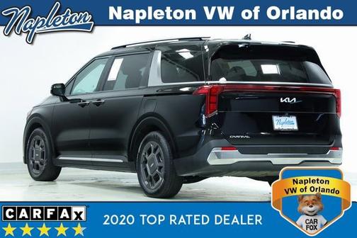 2025 Kia Carnival SX