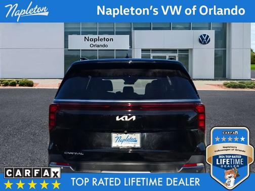 2025 Kia Carnival SX