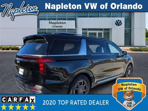 2025 Kia Carnival SX