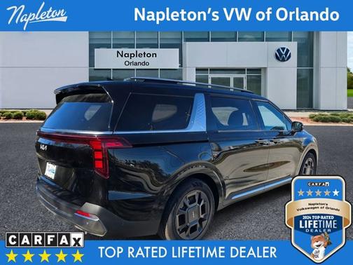 2025 Kia Carnival SX